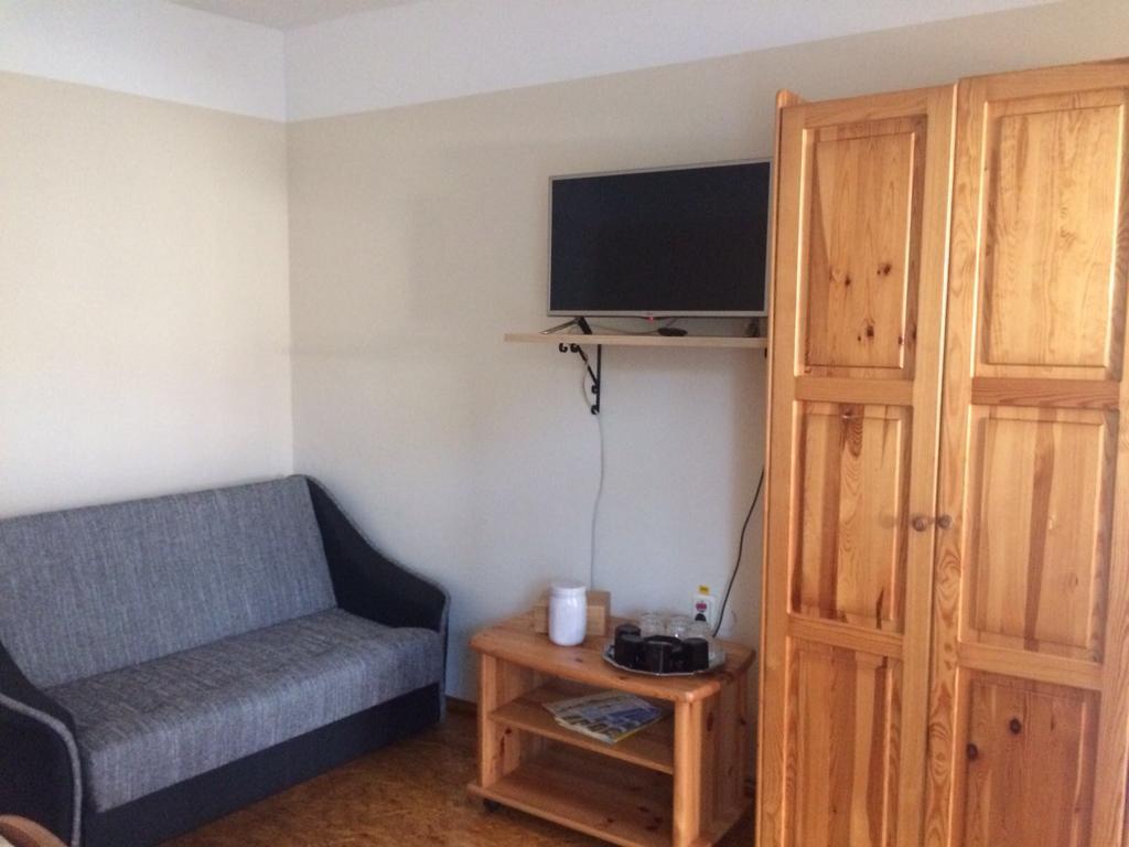 Viesu Nams Mezu 13 Hotel Ventspils Bagian luar foto